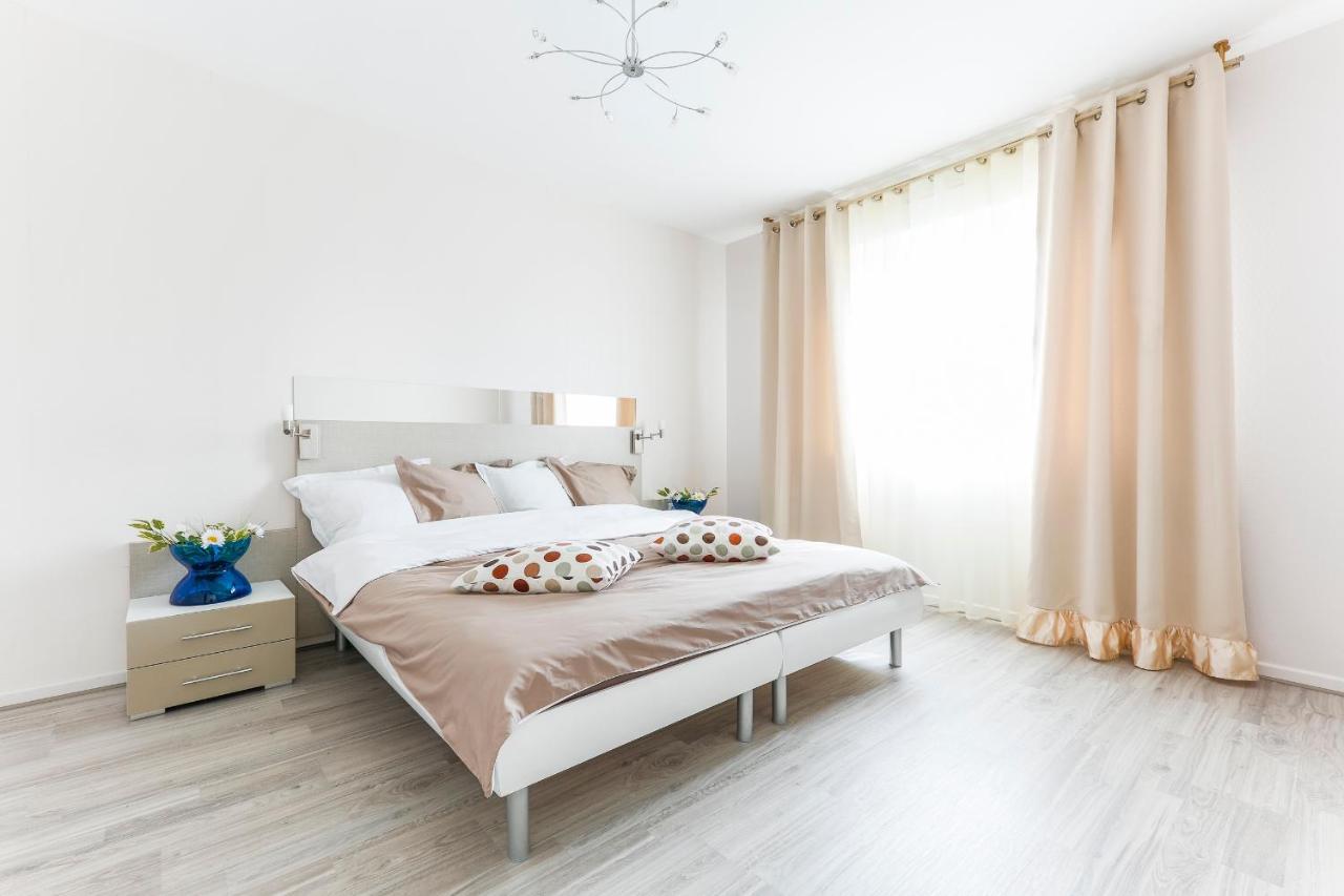 Appartement "Le Maia" Селеста Экстерьер фото